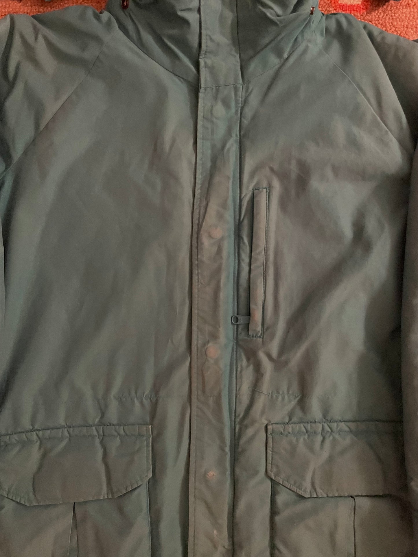 • 1980s Mens Columbia Heavy Coat